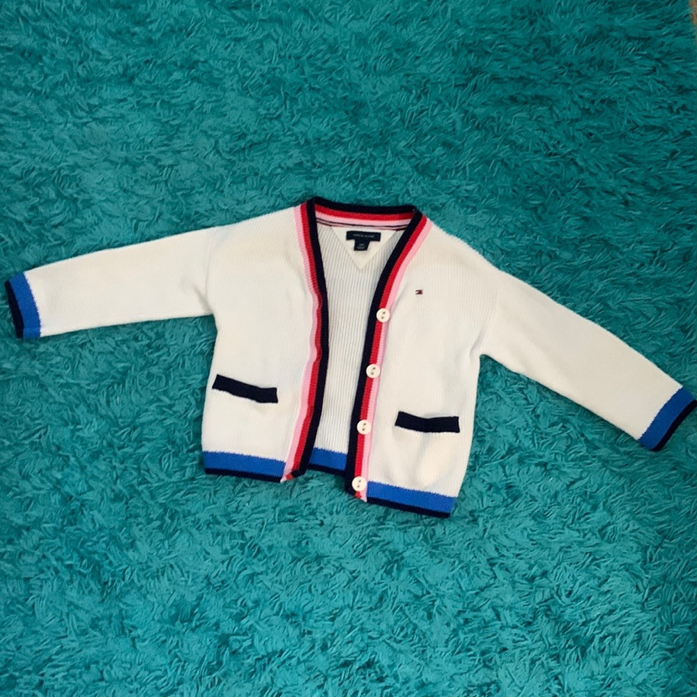 💋🌹Toddler TOMMY HILFIGER adorable sweater.  Size 18 mths-100% cotton.